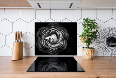 Spritzschutz Schwarze Blume